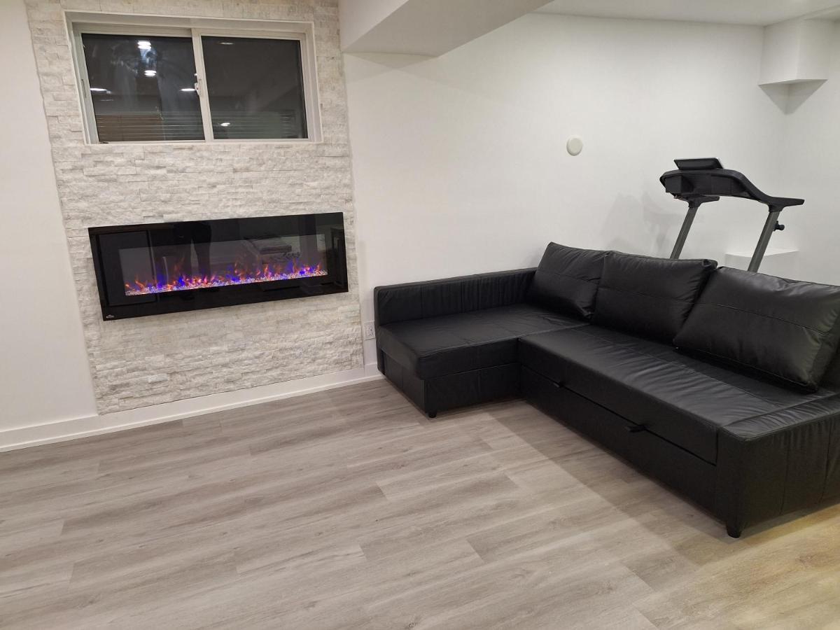 Independent Basement Studio Suite Отава Екстериор снимка